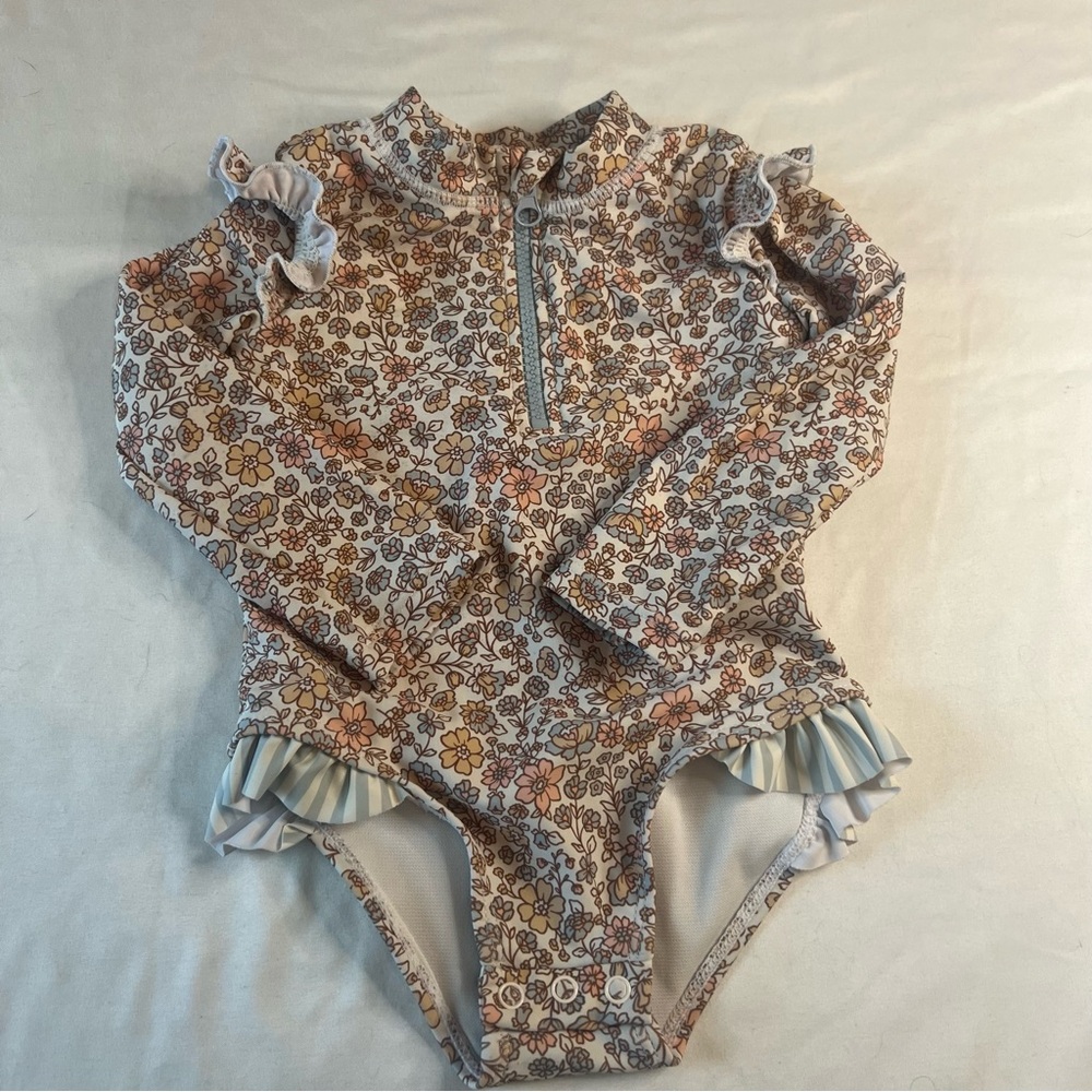 Tommy Bahama Baby Girl Floral Boho Long Sleeve Front zip Rash Guard Swimsuit 18M